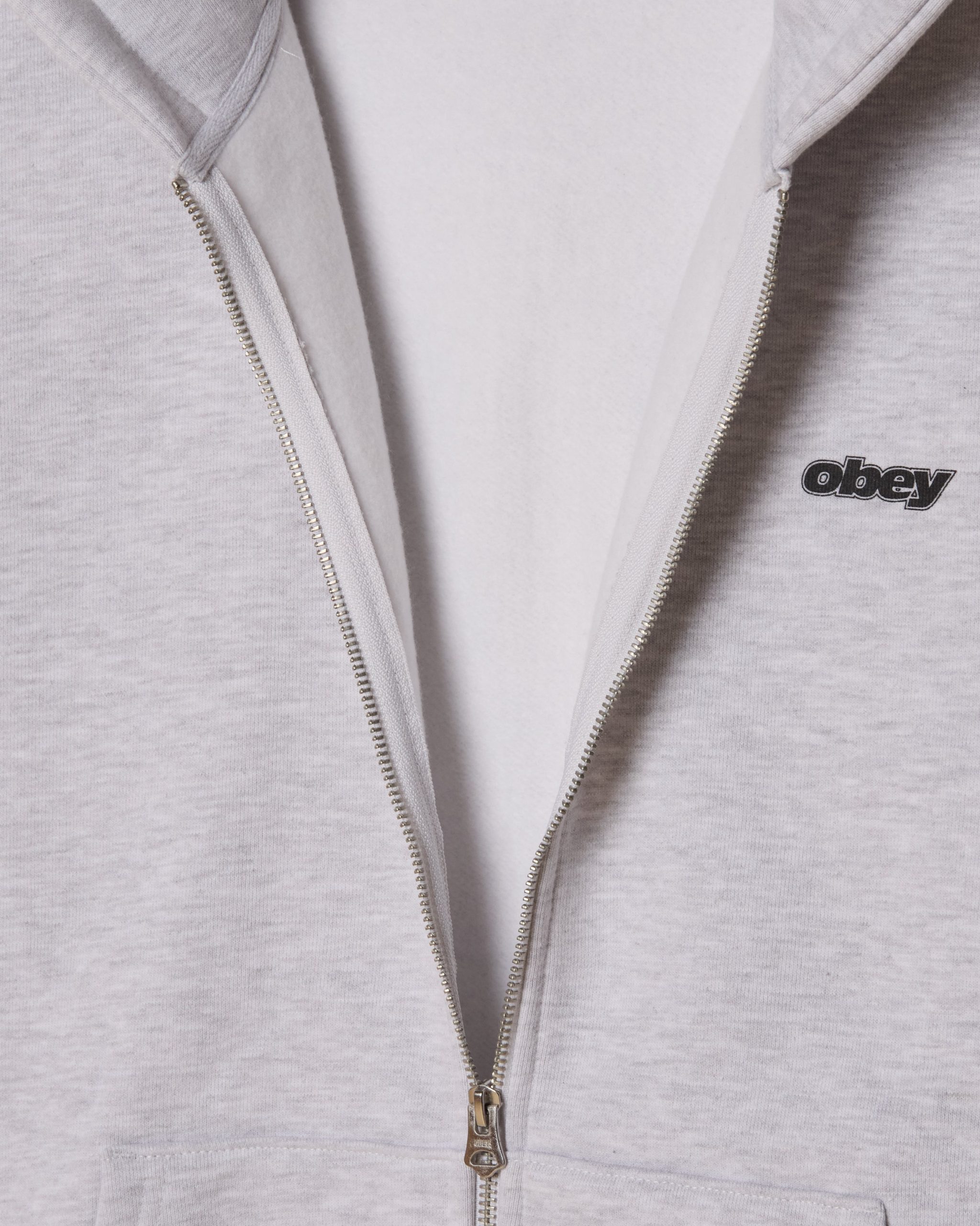GAZE ZIP HOOD - Image 3
